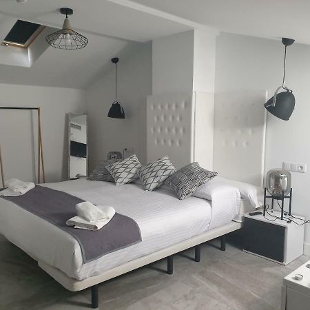 Apartamentos Hostal Cabanas Carboneras de Guadazaón 외부 사진
