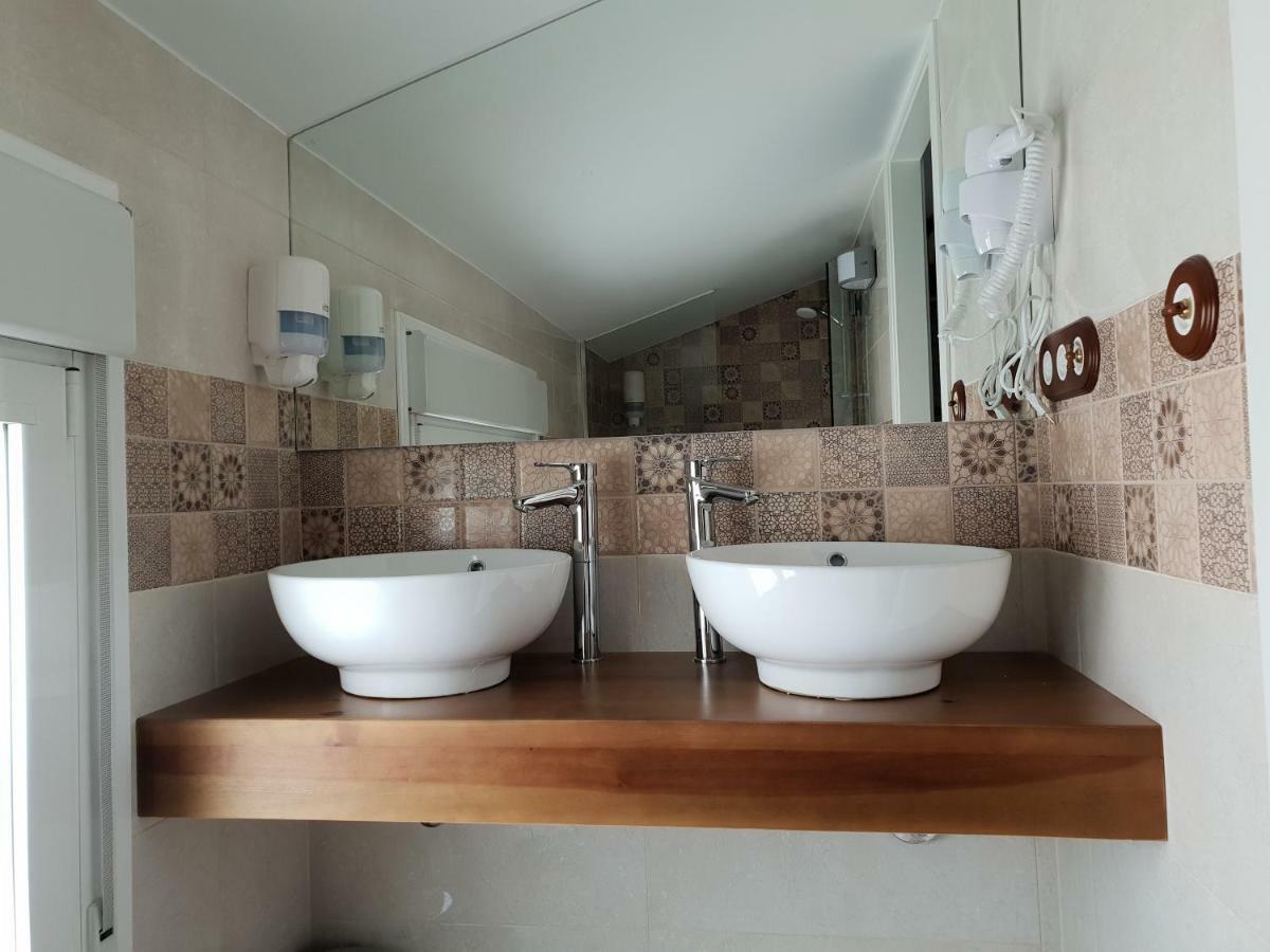 Apartamentos Hostal Cabanas Carboneras de Guadazaón 외부 사진